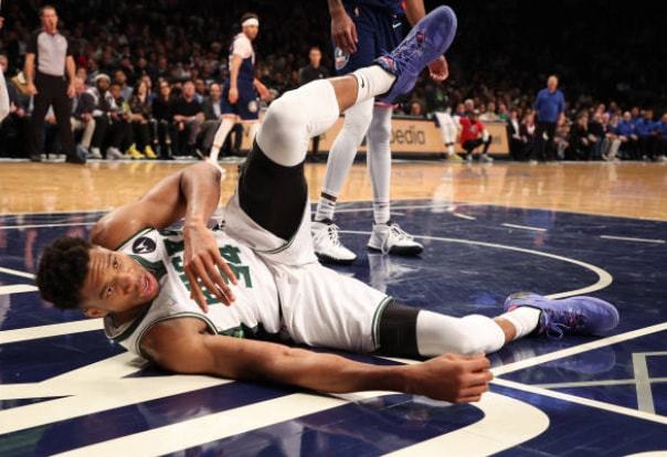 ayx-雄鹿队惨败后更衣室爆发冲突，主帅回应，首页必须有限.-ayx