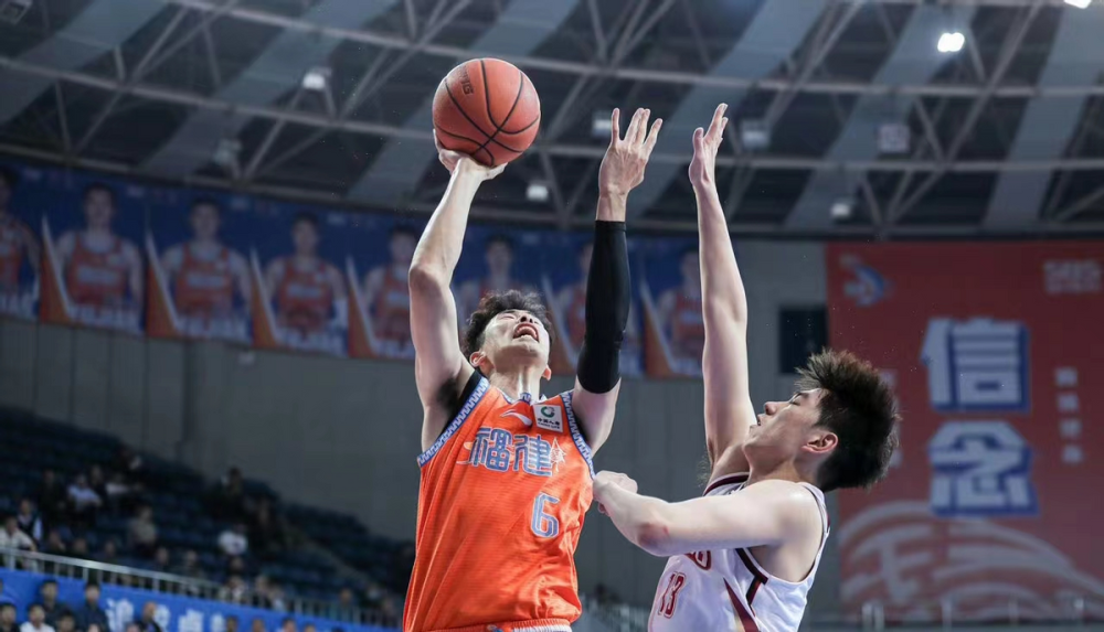 爱游戏电竞体育-包含今晨突围战来临，浙江队围绕欧篮联豪取连胜，管理层满意，训练强度明显提升的词条-爱游戏电竞体育