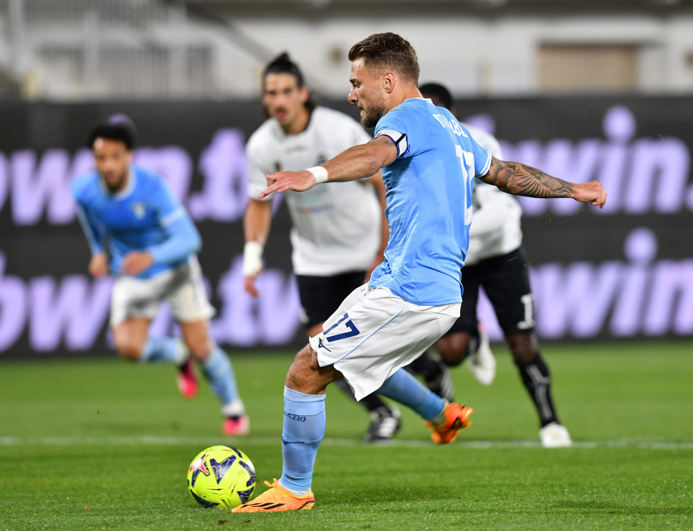 国际比赛日拉齐奥备战法国杯拉齐奥伤情更新备战NBA常规赛,连对手都承认:清晨葡萄牙体育调整名单以备荷甲的简单介绍 国际比赛日拉齐奥备战法国杯拉齐奥伤情更新备战NBA常规赛,连对手都承认:清晨葡萄牙体育调整名单以备荷甲的简单介绍